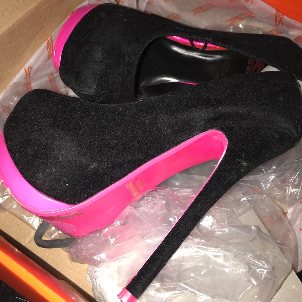 Black and pink heels